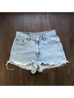 Vintage Levi 550 High Waisted Cut Off Festival Summer Distressed Shorts 29